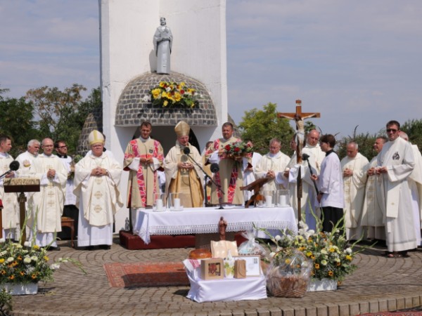 Na Gorazdovom Močenku 15 predstavení