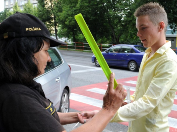 Polícia spúšťa jesennú kampaň zameranú na nosenie reflexných prvkov