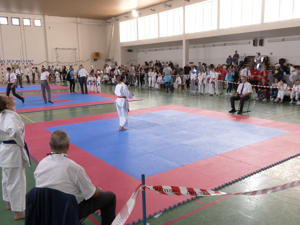 1. kolo ZS pohára v karate v Močenku