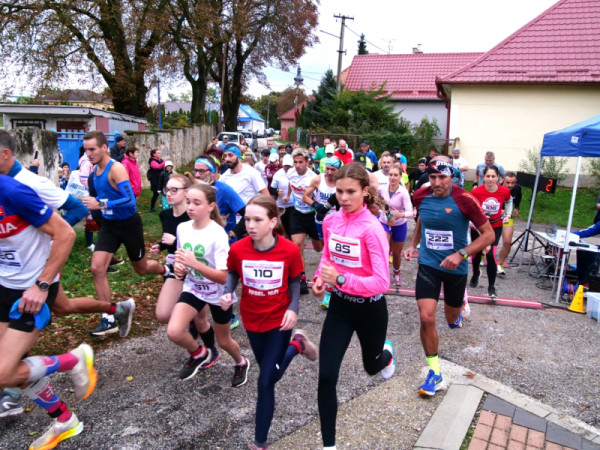 Na 5. ročníku Močenského jesenného behu 90 bežcov