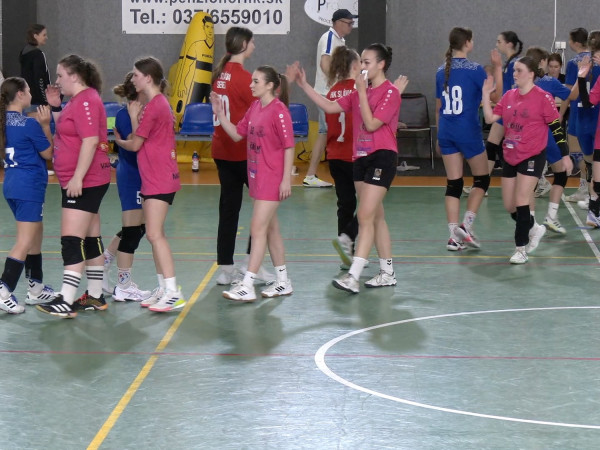 HK Junior Močenok STD - Slávia Sereď