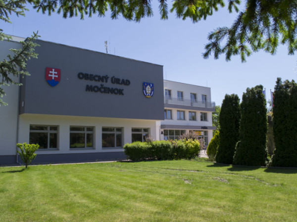 Zmena úradných hodín klientskeho centra a knižnice vo štvrtok 18.12.2025