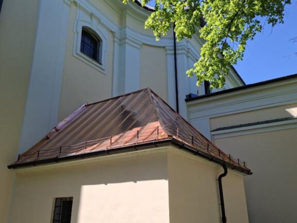 Kostol sv. Klimenta v Močenku - obnova strechy sakristie 2