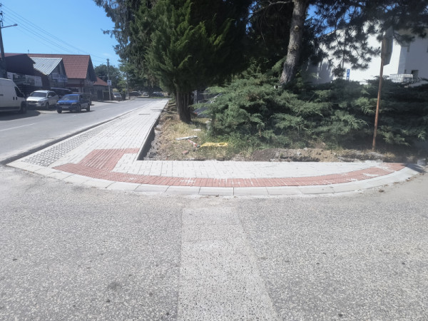 Rekonštrukcia chodníka na ulici Nitrianska